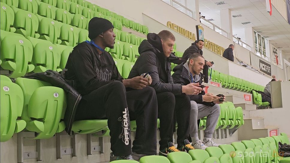 На живо от Ботевград: Ден 1 от efbet Купа на България