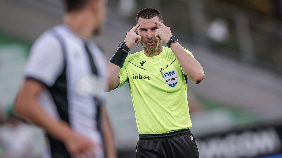 Един от международните български съдии Георги Кабаков беше гост в