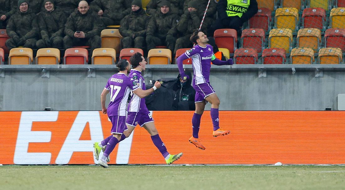 Фиорентина спечели убедително в Полша и вече гледа към 1/8-финалите