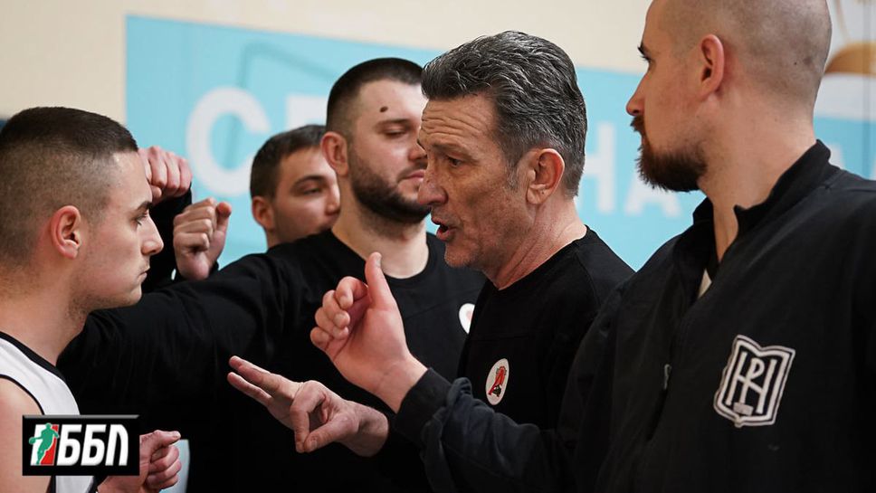 Георги Младенов продължава с безупречната работа в Локомотив 2020