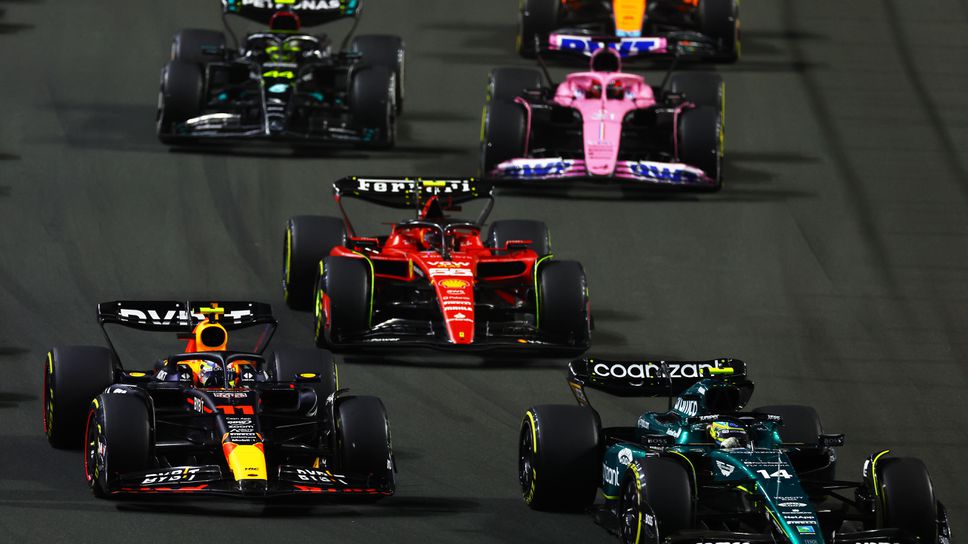 Сайнц не смята, че има криза във Ферари