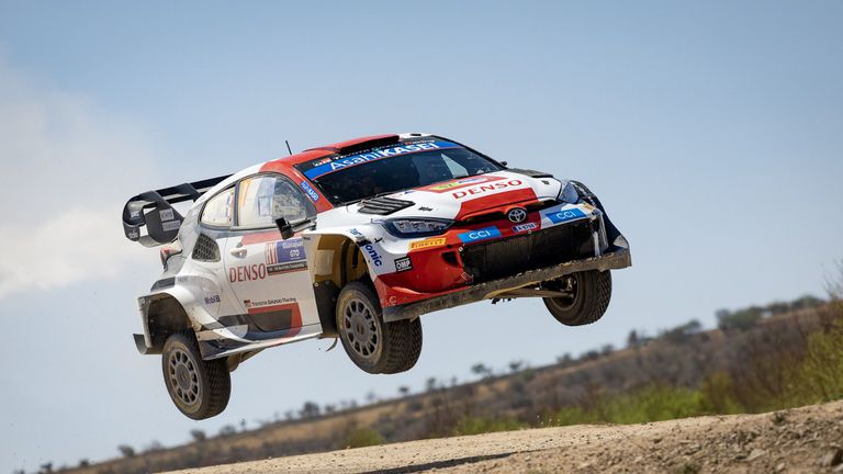 Тимът на Тойота в Световния рали шампионат WRC направи благороден