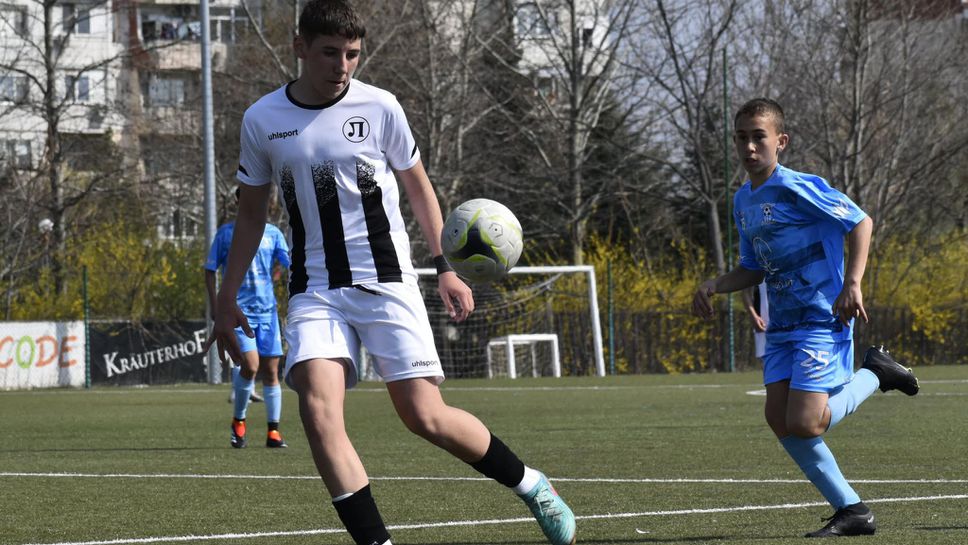 (U15) Пловдив 2015 - Локомотив (Пловдив)  0:9