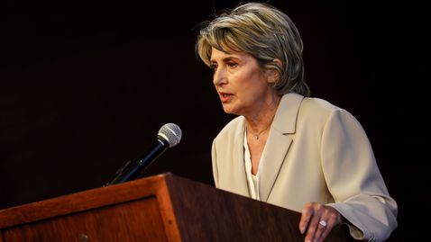  Весела Лечева: Това е едно леке върху цялото олимпийско придвижване 