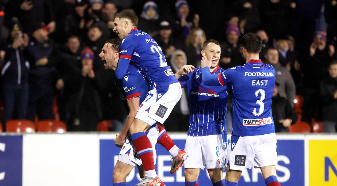 Шест кръга преди края на първенството Северна Ирландия вече си има шампион