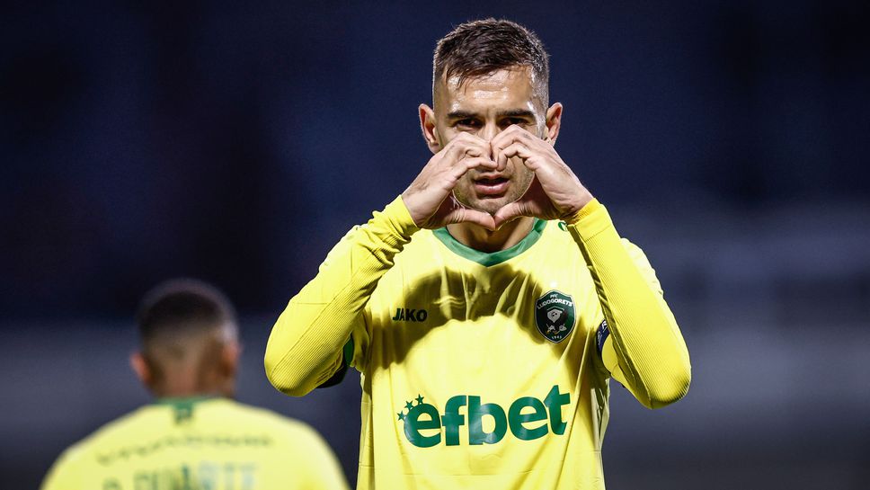 Лудогорец разпука Спартак (Варна) и отново скъси дистанцията до първото място