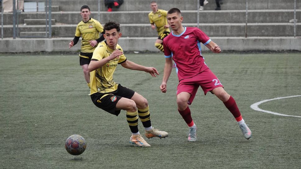 Септември обърна Ботев (Пд) в дербито на Елитната група до 18 години