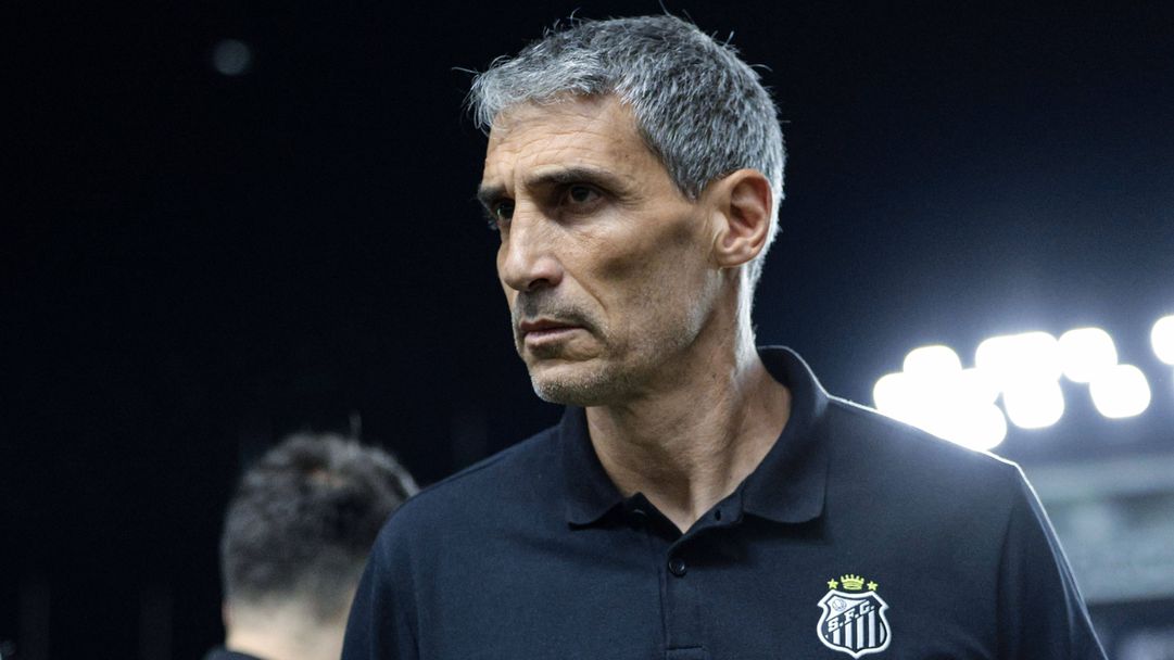 Уволниха треньора на Неймар