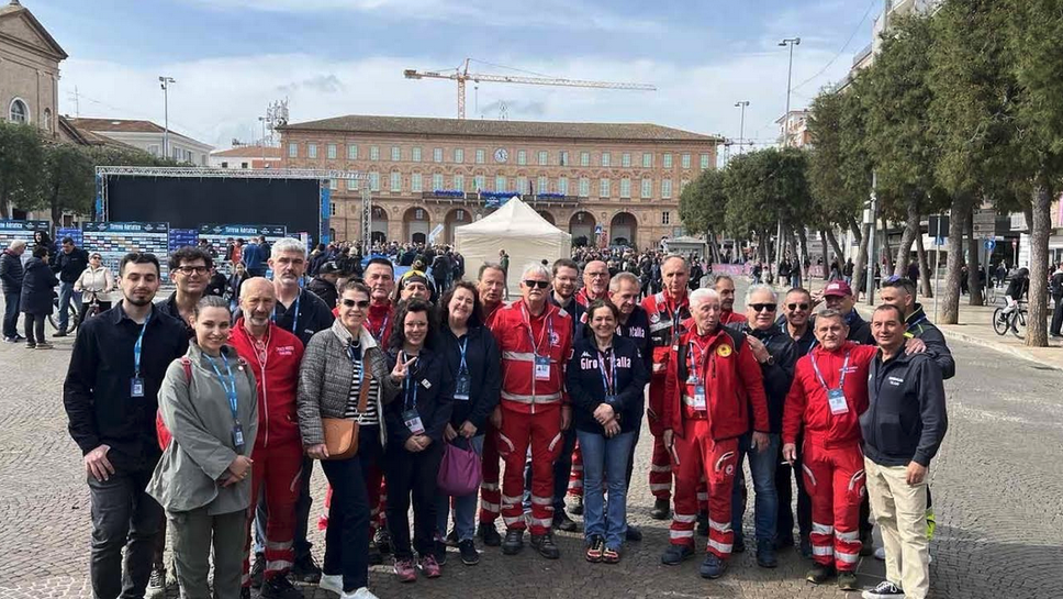 Български медицински екипи и екипи за сигурност взеха участие в Тирено-Адриатико като част от подготовката си за Джиро д’Италия