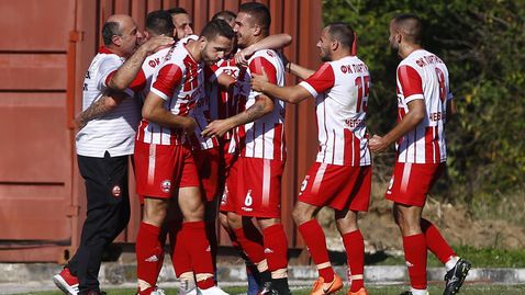  Партизан се разделя с двама 