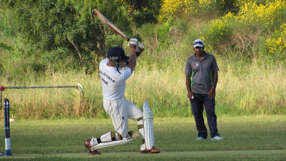 Силен турнир по крикет започна в София, който ще определи участника ни в Европейската шампионска лига