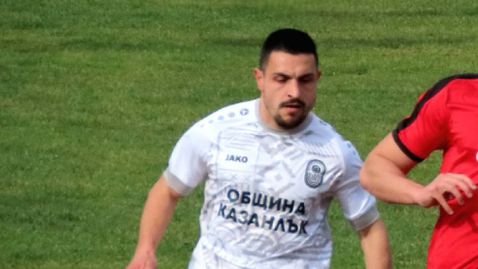 "Розите" обърнаха дубъла на Локо (Пловдив) с хеттрик