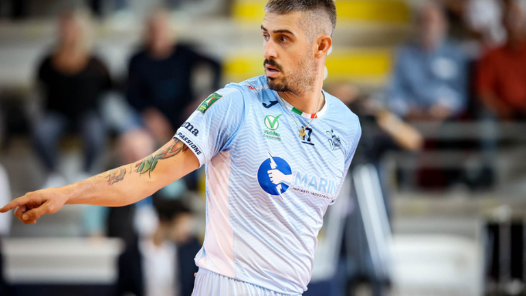 Бившият италиански национал от полски произход Микеле Баранович ще е