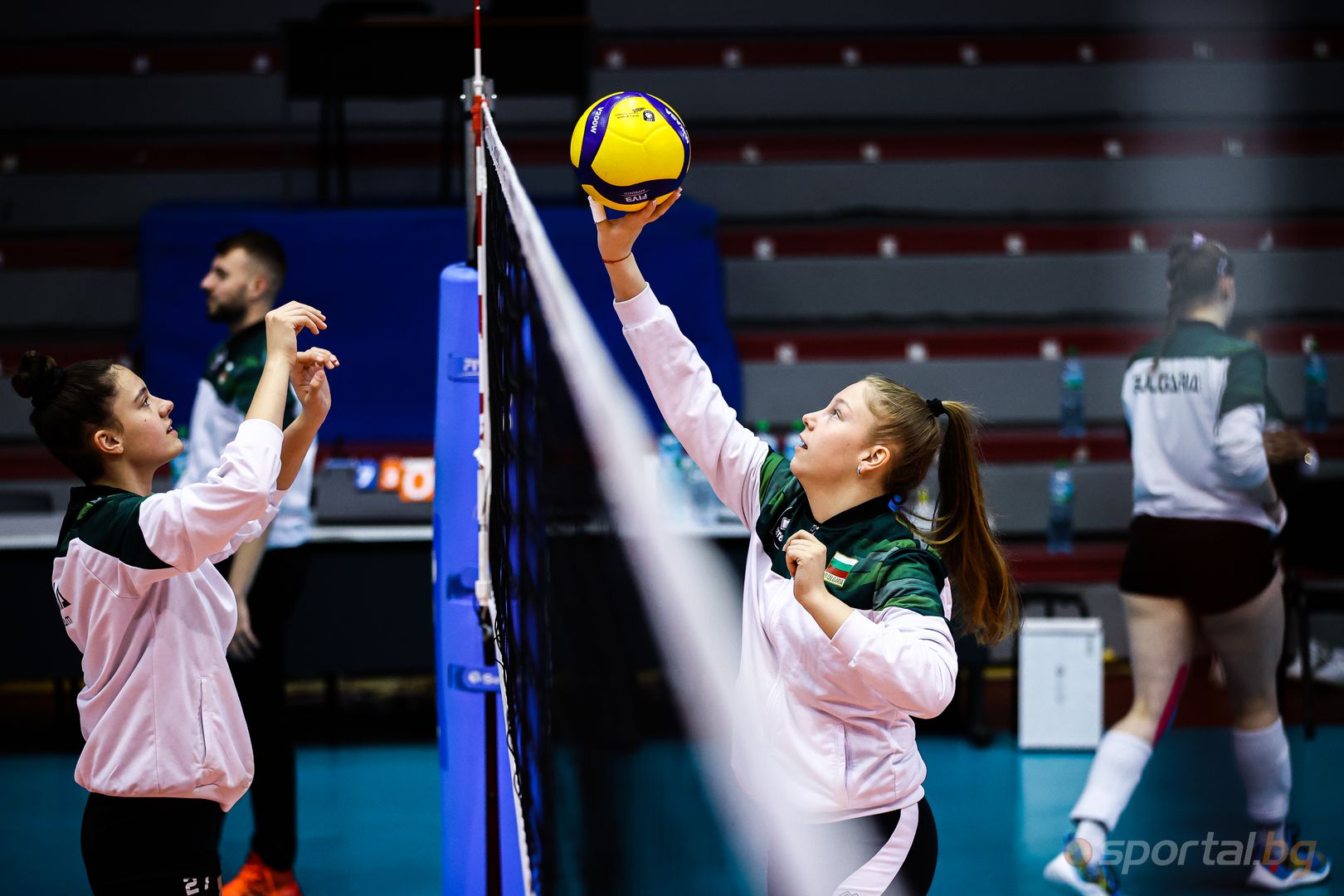 Тренировка на волейболните националки до 17 години