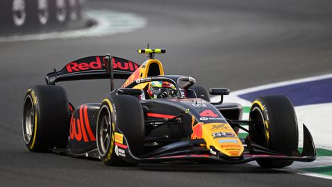 Новата звезда на Ред Бул получава поне две тренировки