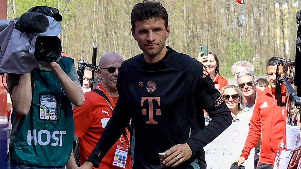 Лидерът в Бундеслигата Байерн Мюнхен гостува на Хайденхайм в мач