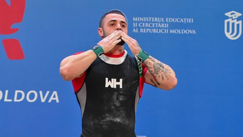  Пращат върховете на Карлос Насар в историята след един месец 