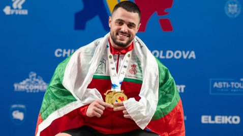 Иранец, пристанал на Косово, застава на пътя на Карлос Насар за световната титла