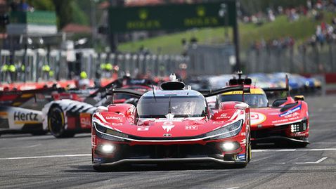 Тойота победи Ферари на старта на сезона в WEC на "Имола"