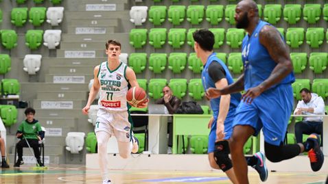 Ботев Враца не даде шанс на Левски в Ботевград