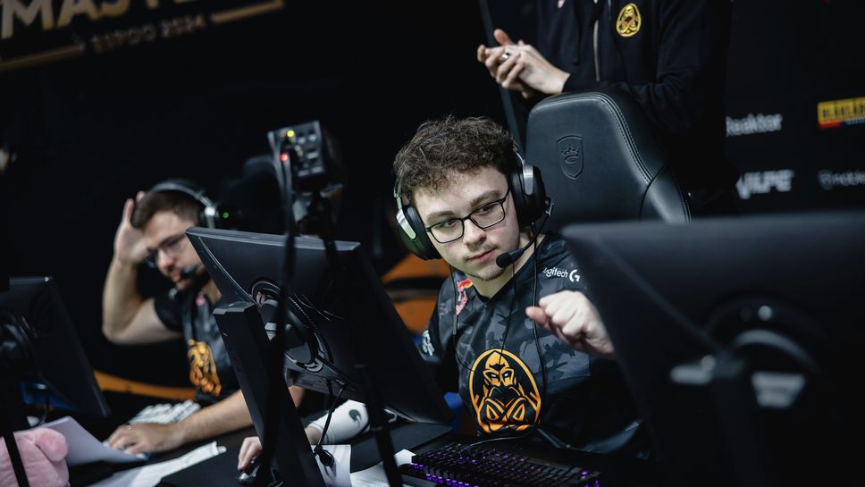 20-годишен може да замества звездата karrigan във FaZe