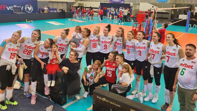 Волейболистките от националния отбор на България за жени записаха равенство