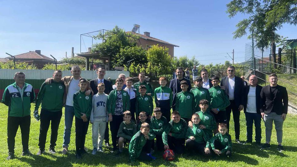 Министърът на младежта и спорта Иван Пешев посети община Кресна