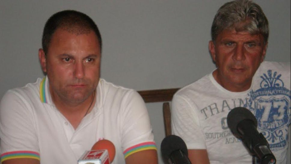 Ботев (Враца) започва мащабна дейност по окомплектоване на отбора