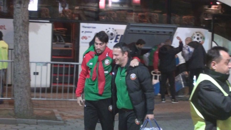 България пристигна с полицейски ескорт за тренировката преди мача с Азербайджан