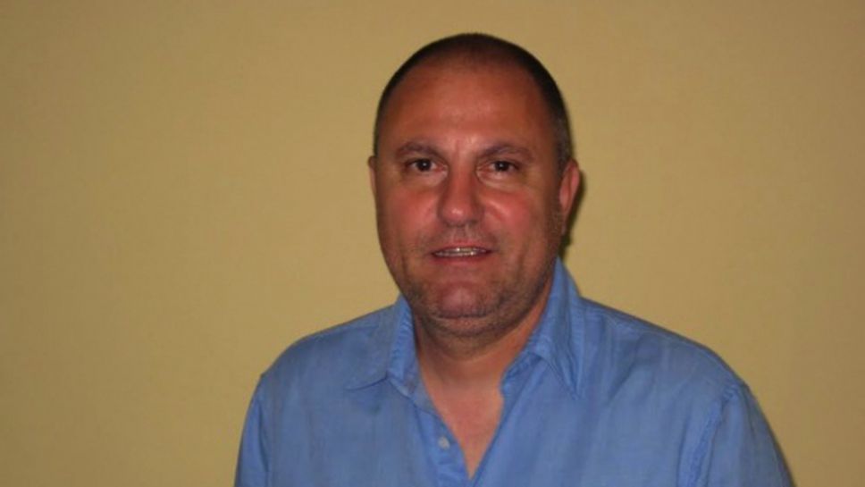 Джамбазки: Ще има много нови футболисти в Ботев (Вр)