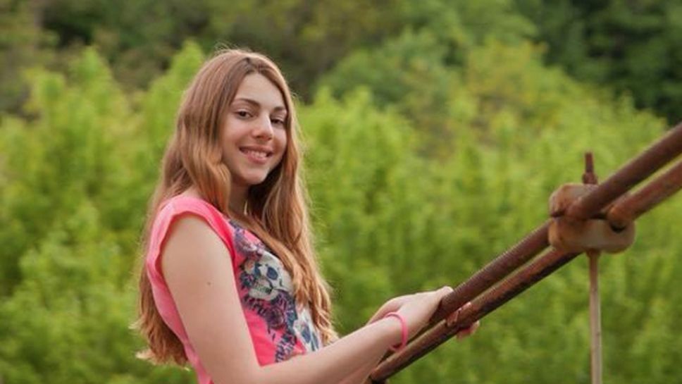 Бояна Томова остана 9-а на 50 метра гръб в Баку