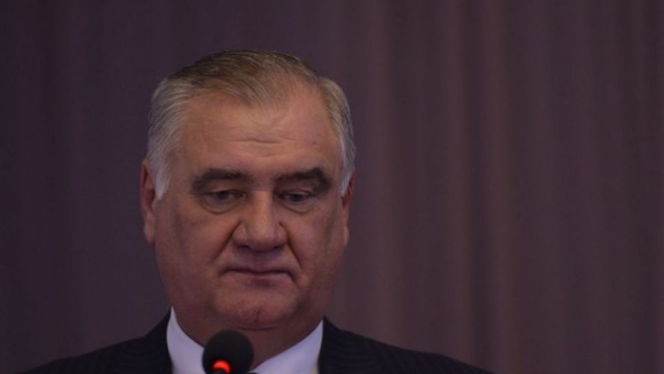 Генералният секретар на румънската федерация подаде оставка след обвинения в корупция