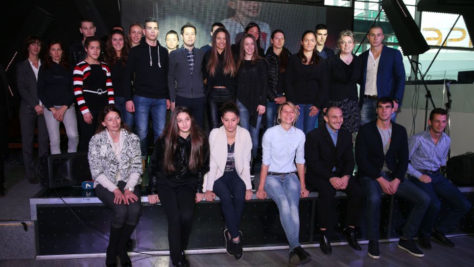 Еврофутбол награди най-заслужилите млади спортисти на България - 1-ва част