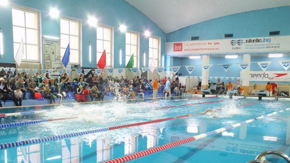 Отново рекорд за плувците ни от турнира в Гърция