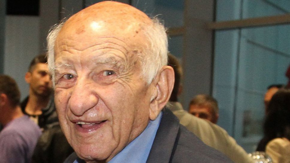 Почина легендарният Любомир Врингов