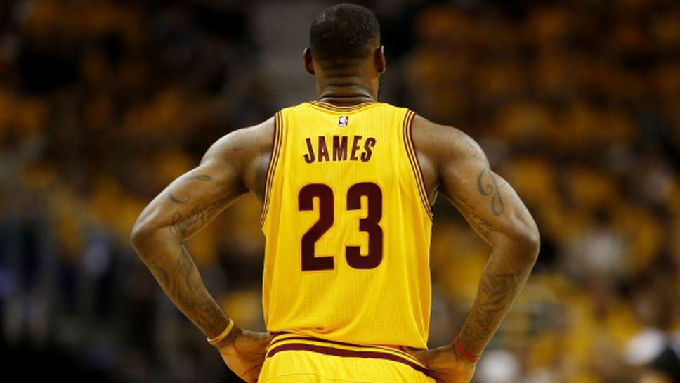 "Краля" остава у дома