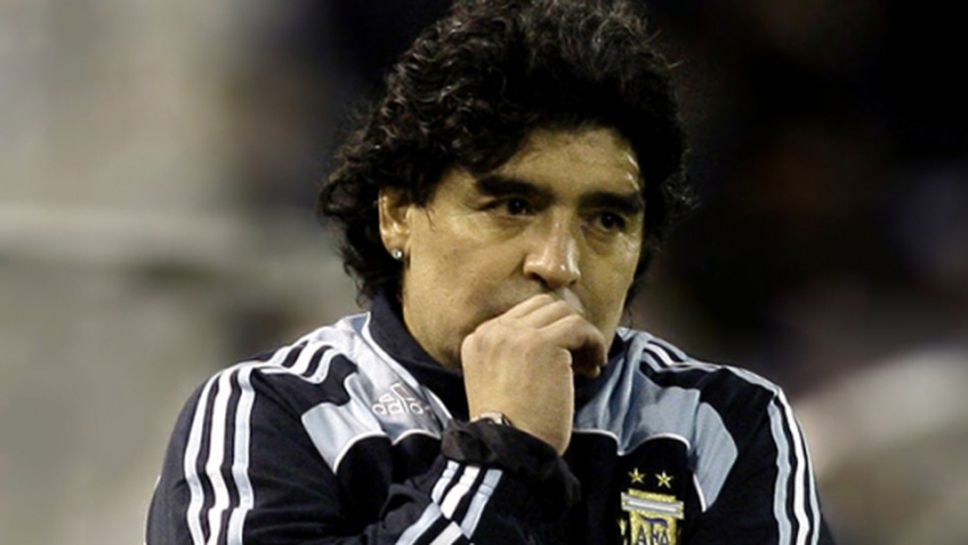 Марадона ще се кандидатира за шеф на ФИФА