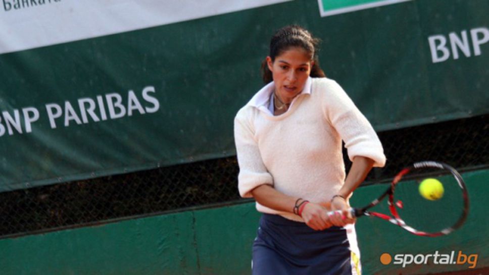 Шиникова отпадна във втория кръг на турнир в Германия