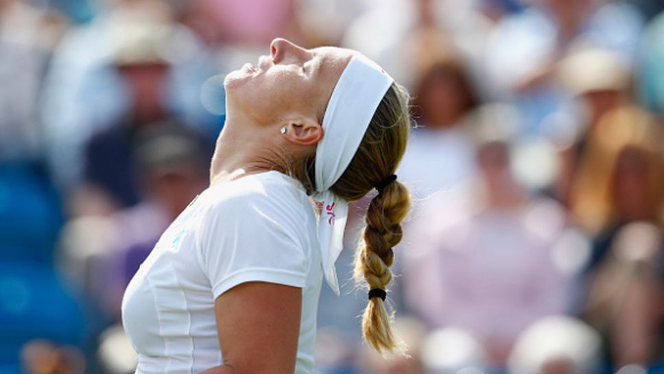 Две от поставените аут от турнира във Вашингтон