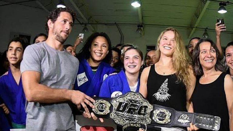 Ронда Раузи ще дари своя шампионски пояс на института на Флавио Канто в Рио