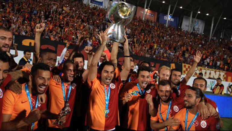 Галатасарай се наложи над Бурсаспор и спечели за 14-и път Суперкупата на Турция