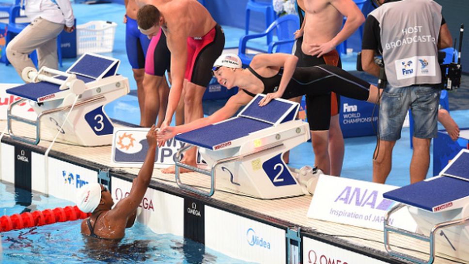 САЩ спечели световната титла в мъжката смесена щафета на на 4 по 100 метра