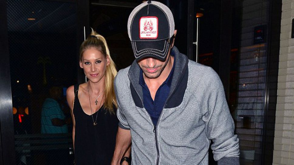 Хубавата Анна и Енрике още се обичат