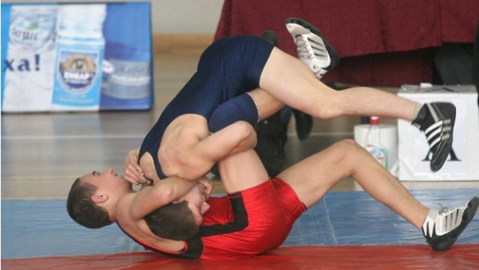 Йото Христов със сребро на световното по борба за юноши