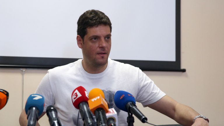 Константинов: Влизане в четворката на Евро 2015 е постижима цел