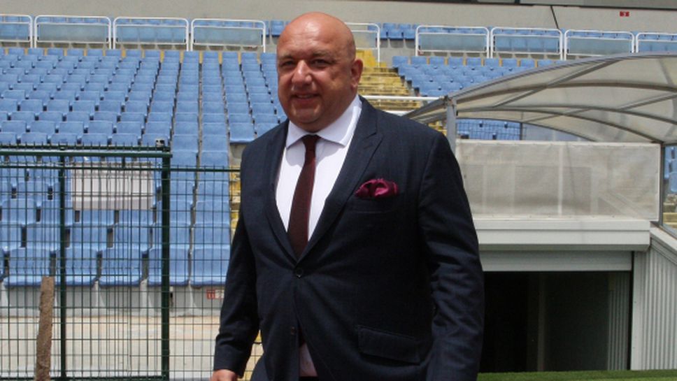 Министър Кралев ще представи реновирания Национален стадион "Васил Левски"