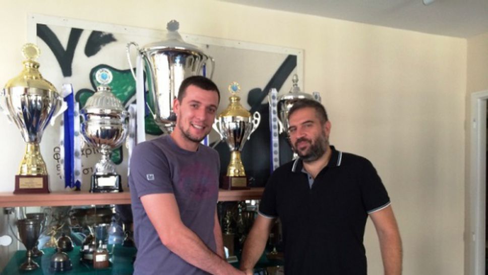 Български волейболист подписа с гръцкия Панатинайкос