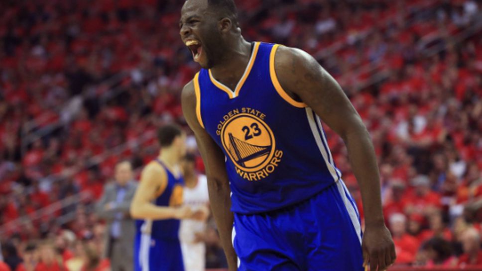 Баскетболист на Голдън Стейт дари над 3 милиона долара на бившия си университет