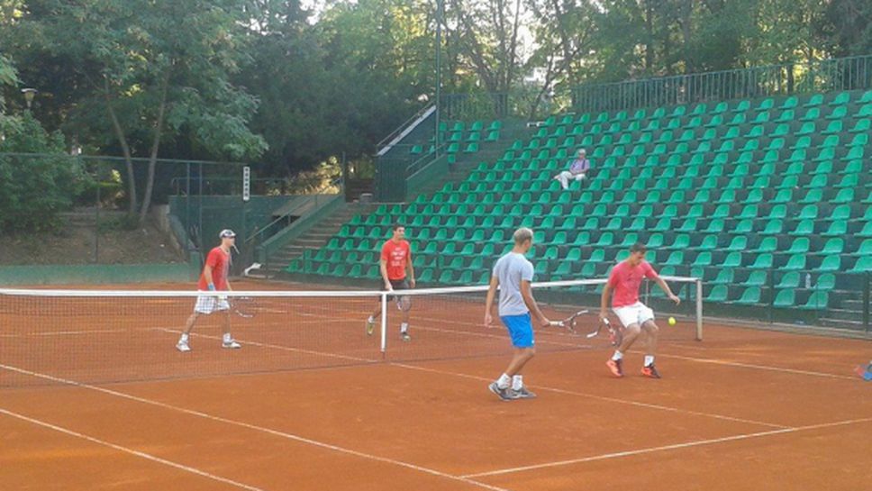 Унгарците тренират в София