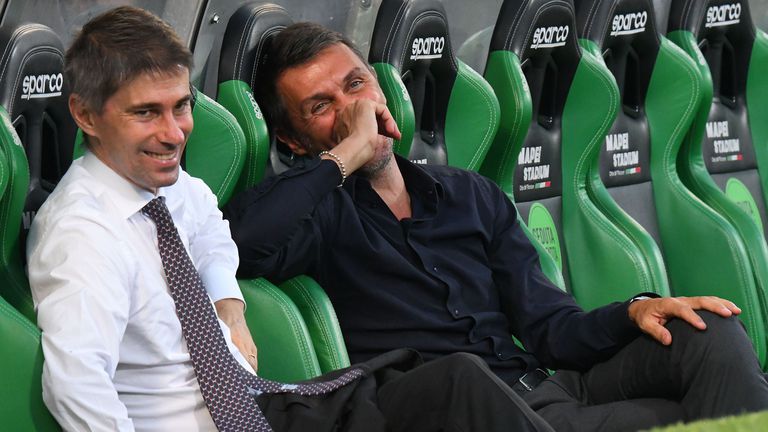 Малдини и Масара ще преподпишат с Милан през следващата седмица